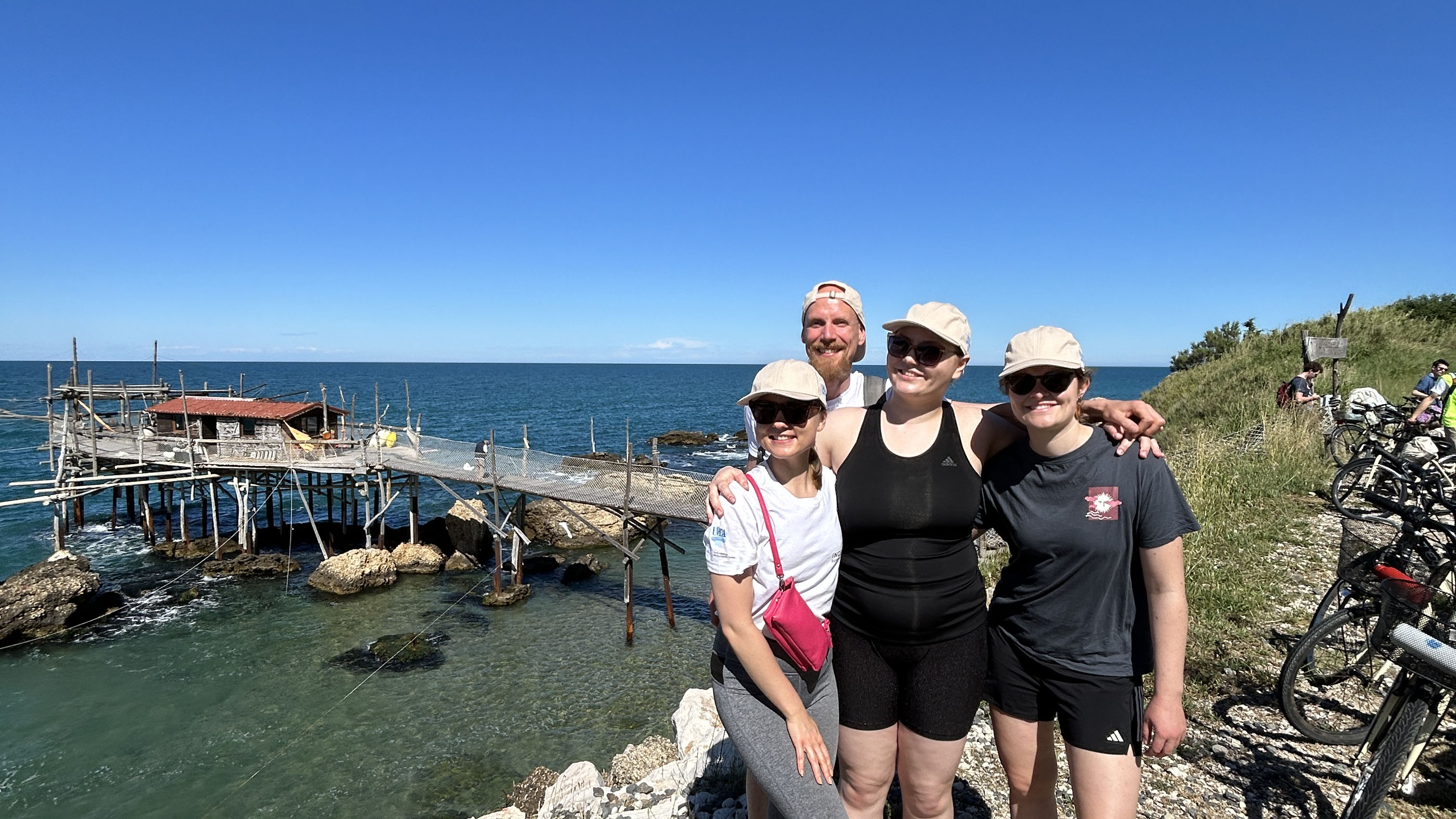 Xamk's students by the sea.